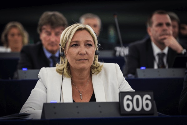 An expired domain od Marine Le Pen gets registered as an affiliate website